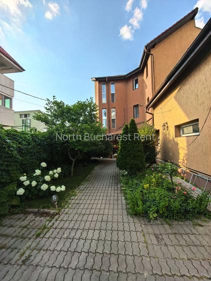 Apartament spatios | 2 camere | Loc de parcare disponibil - 9