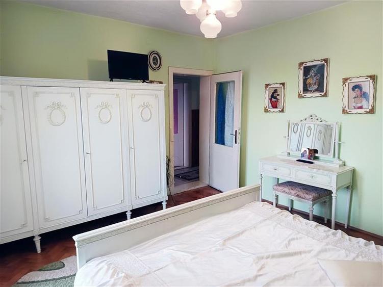 Casa cu teren 315 mp – Moldova Veche, jud. CS