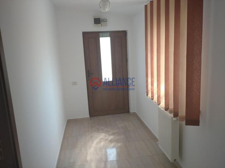 Birou 3 camere, Coiciu, 53.8 mp, renovat 2023