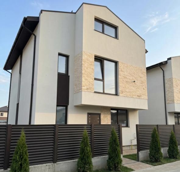 Case individuale si de tip duplex cu mansarda. Comision 0