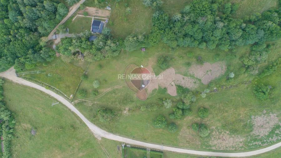 Teren extravilan Rasnov , Glajerie-Str Poiana velicanului, 2 X 1100mp - 4