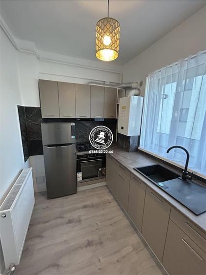 Apartament o camera zona Manta Rosie blv Poitiers