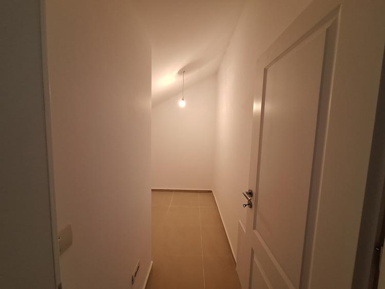 Apartament cu 3 camere- 71 mp utili-bucatarie inchisa- Pozitie excelenta-Chisoda