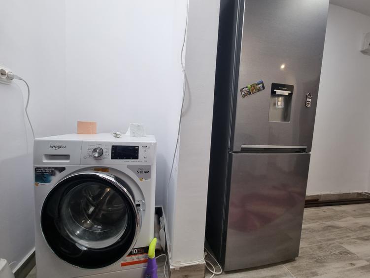 Ap. 2 camere decomandate/etaj 1/renovat acum/mobilat/utilat/Zona Nord