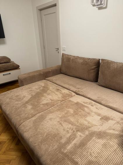 Apartament 3 camere, etaj 1, zona Sud