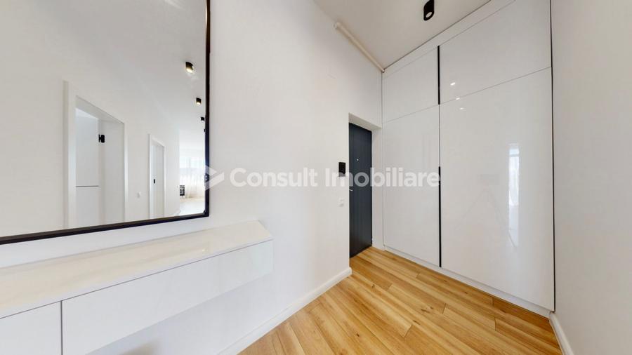 Apartament cu 3 camere de închiriat în zona centrală | Panorama superba!
