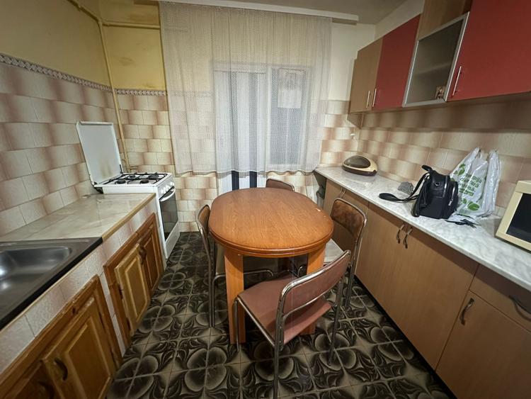Apartament 2 camere| 50 mp| zona Ampoi III
