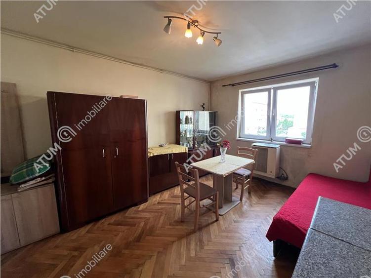 Garsoniera situata la etajul intermediar 2 in zona Lazaret din Sibiu