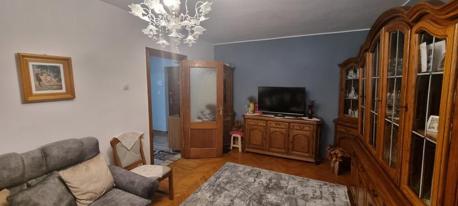 Apartament 3 camere zona centrala