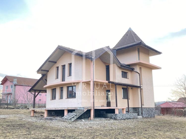 Casa de vanzare in Sibiu, parter si mansarda, teren de 2000mp