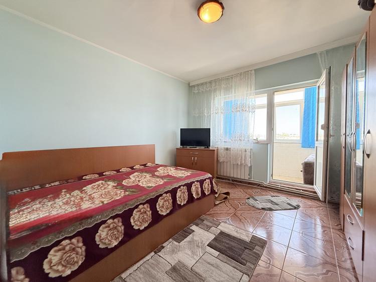 Apartament cu 3 camere de închiriat – Zona Anda