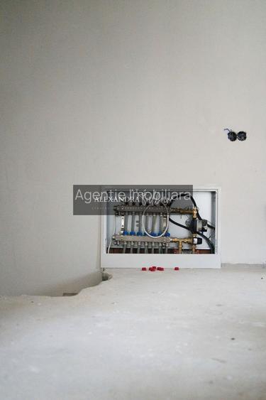 Duplex 4 camere DECOMANDATE, 120 mp utili, 180 mp curte, P+ET+POD - 40
