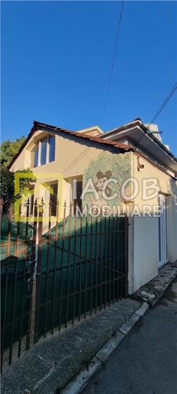 Spatiu comercial/birouri/cabinet kinetoterapie/cosmetic zona Banca Național