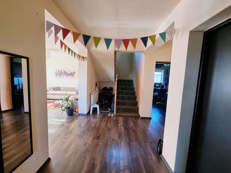 Mosnita Noua - Casa individuala cu 5 camere in zona Castelului Royal