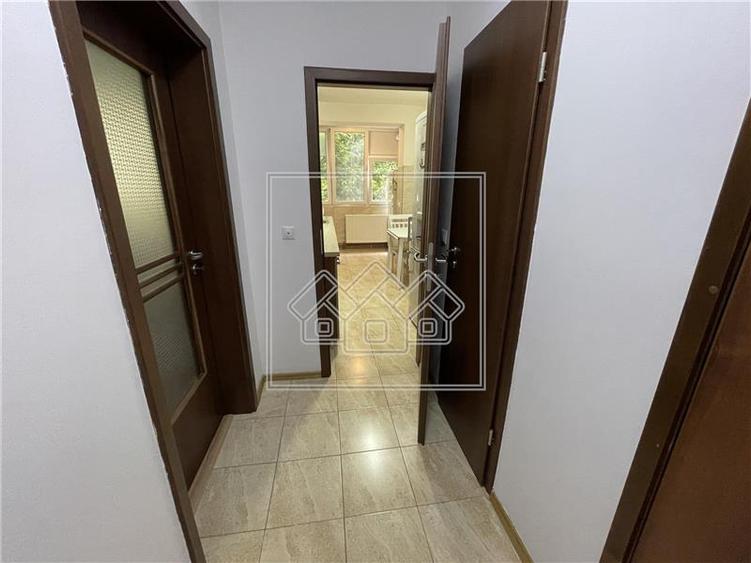 Apartament 2 camere de închiriat, 65 mp, etaj 1, lift - Hipodrom