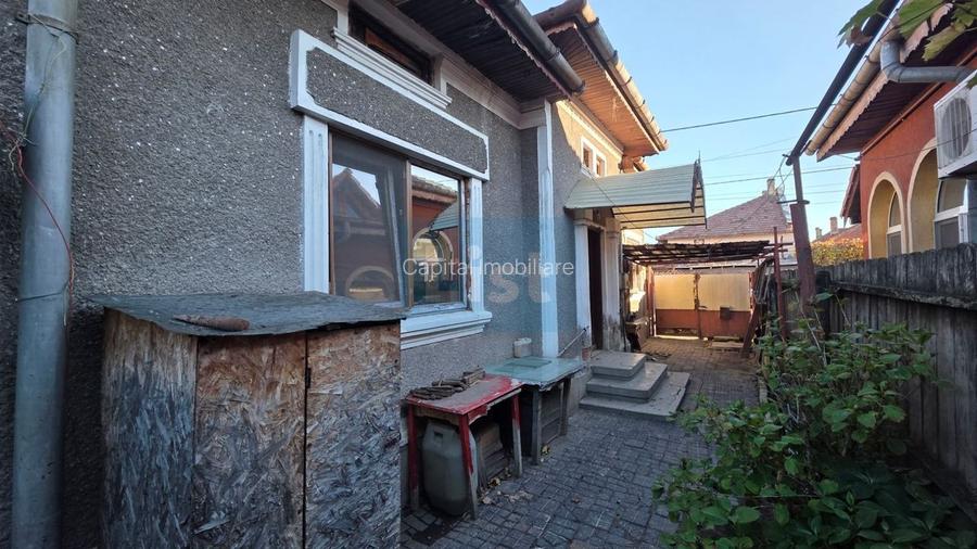 Casa de vanzare, 2 camere + curte, zonă de case – Stadion 1 Mai - 2