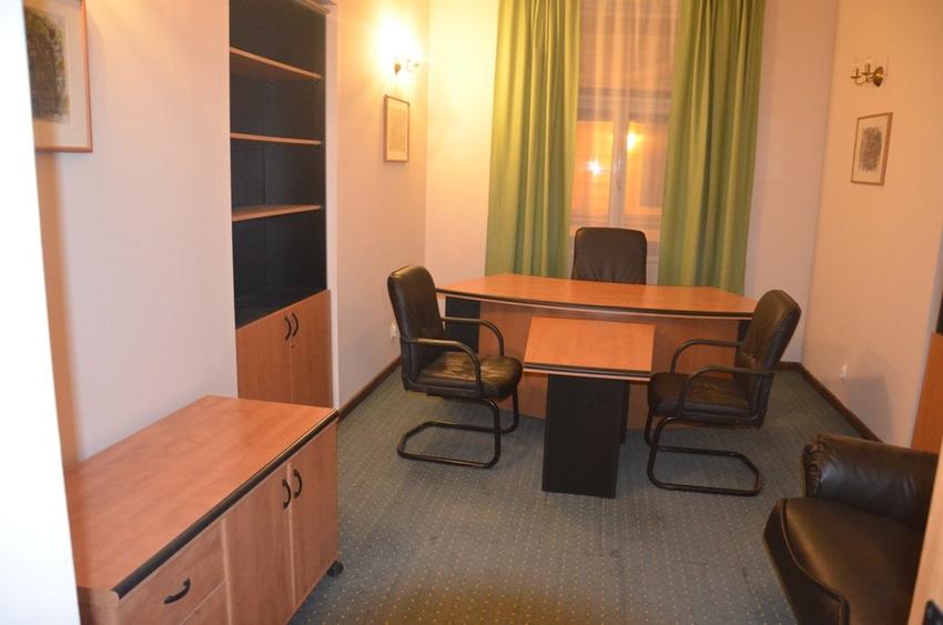 Unirii-Eugen de Savoya birou 2 camere 500 euro