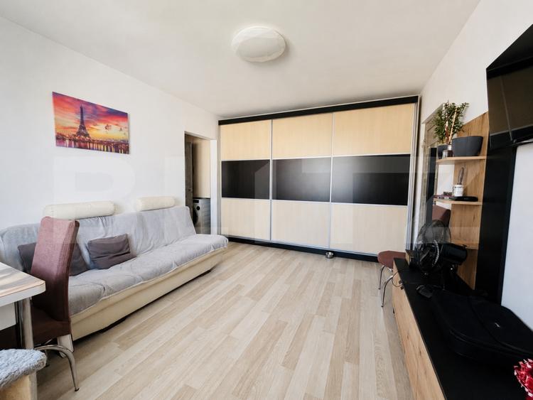 Apartament cu 2 camere, cu parcare și boxă, centrală proprie, Astra