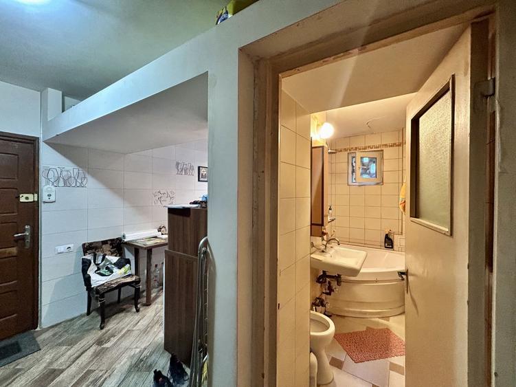 Apartament 2 camere, parter, balcon, zona Vest - Aurora, Ploiesti