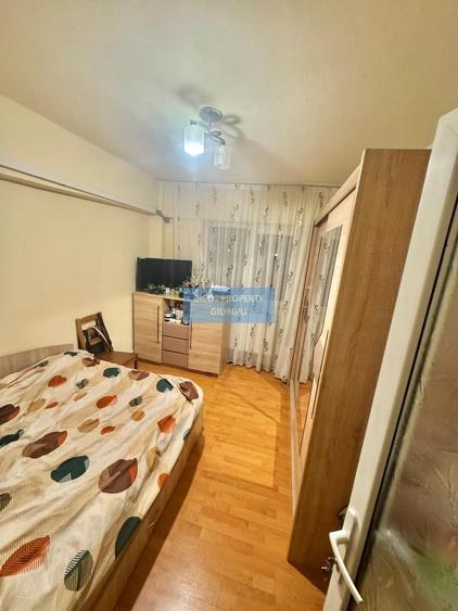 Apartament 3 camere de vânzare – Tineretului