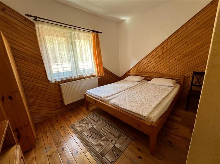 Casa de vacanta de vanzare in Lapusna