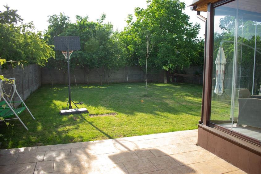 VILA Darza -350 mp utili \ 700 mp teren\ 6 camere\4 bai -278000 E negociabil