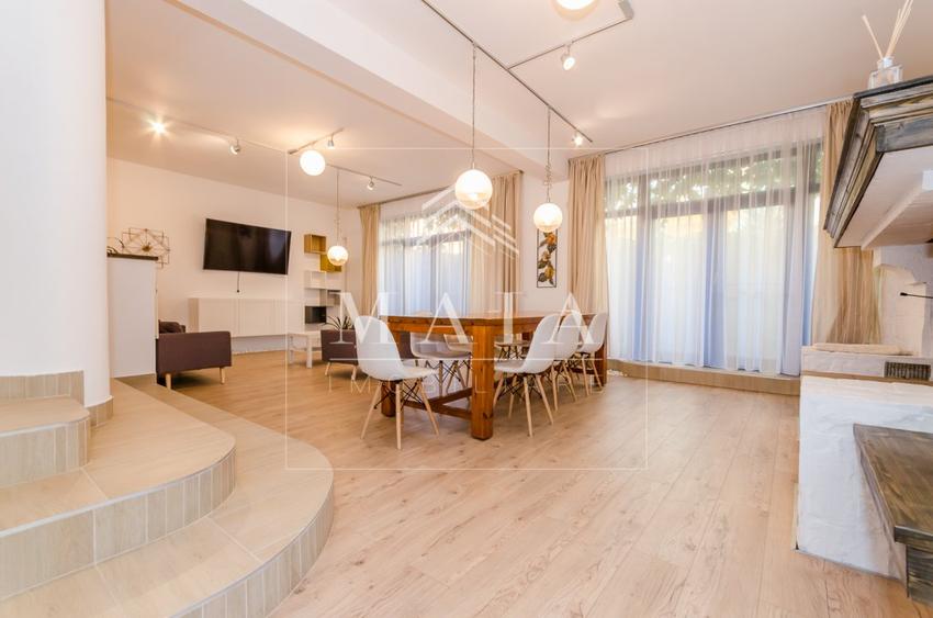Vila in zona Strand, cu 7 camere , 2 garaje, curte de 200 mp