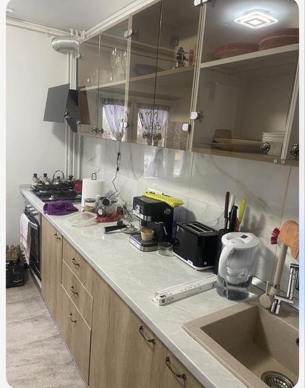 Vanzare Apartament 2 camere, 51 mp, etaj 2, centrală , parcare, Sălaj