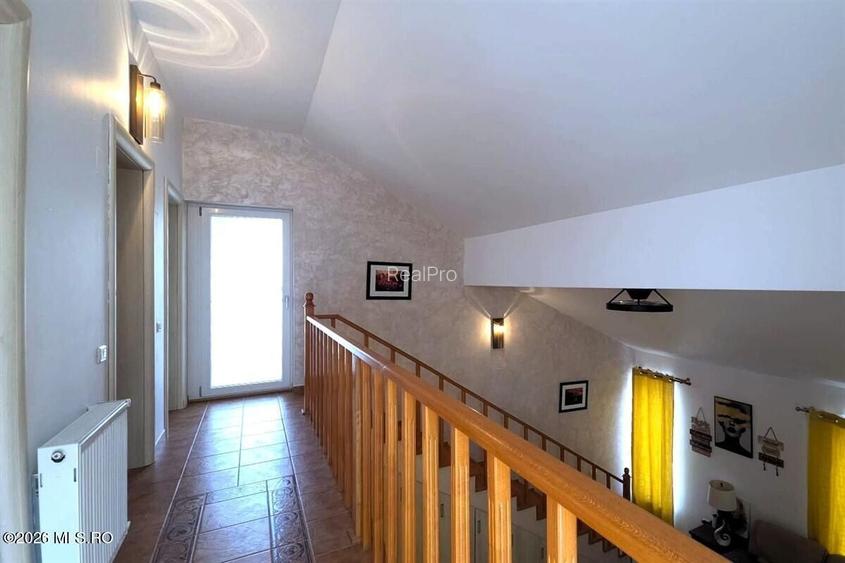 Cumpana - Del Sole, Str. Padova 4, vila P+M, teren pe colt de 397 mp! - 21