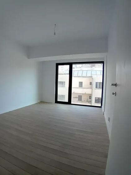 Apartament 3 camere + Parcare | Calea 13 Septembrie | Marriot