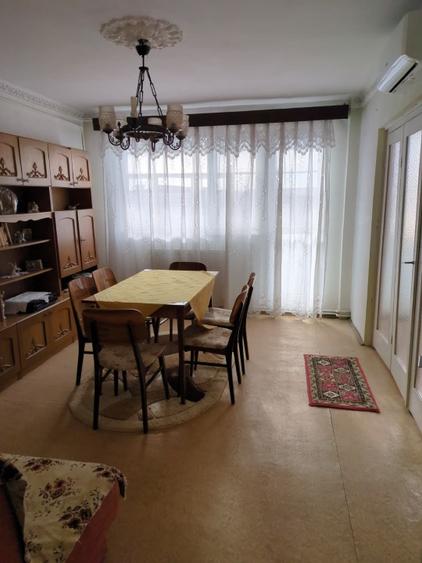 Apartament 3 camere decomandat – Micro 39, Galati
