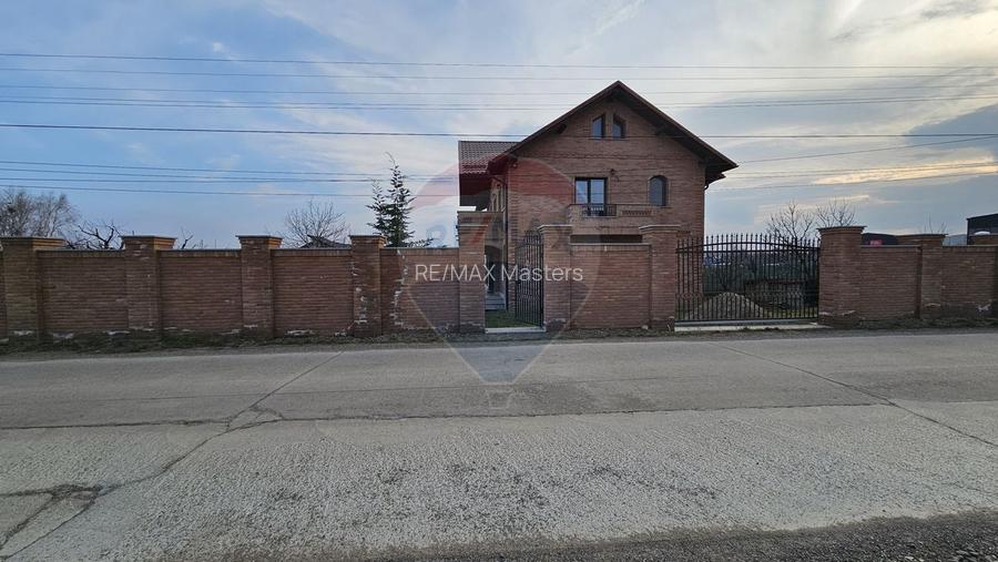 Casă / Vilă de lux, Scheia, Suceava - 44