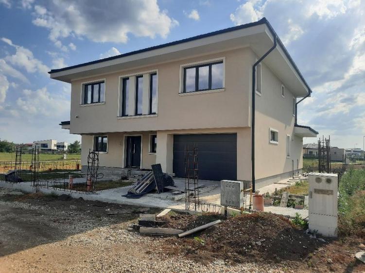 FARA COMISION VILA CONSTRUCTIE TOP 5 camere 3 bai P+1 GARAJ ZIDARIE *35*
