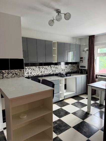 Apartament cu 2 camere de închiriat – Ultracentral