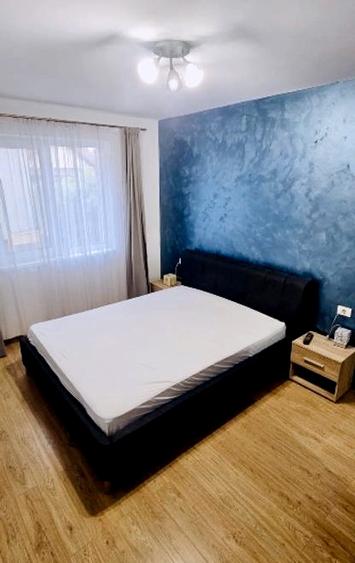 Proprietar inchiriez apartament complet mobilat si utilat, la prima chirie