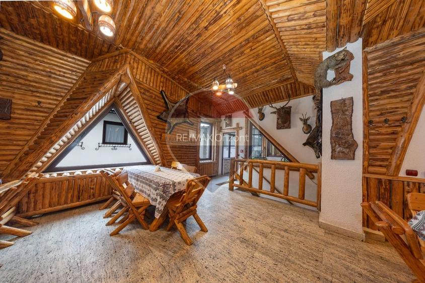 Pensiune cu restaurant și spații comerciale, central Râșnov - 6