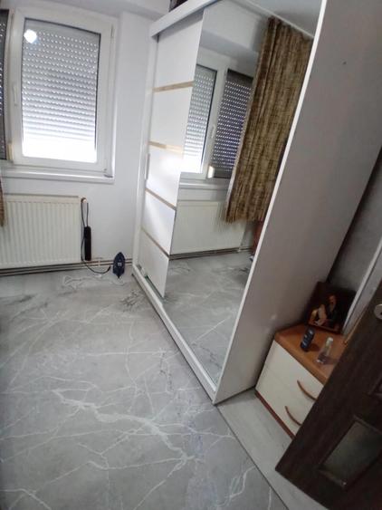 - Apartament La Cheie - Renovat - 2camere confort 2 Viziru 3 E-uri.