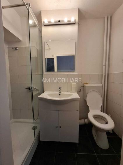 STUDIO- OBOR, BLOC REABILITAT, DORMITOR SEPARAT, MODERN - 8