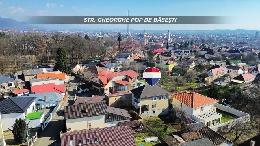 Proprietate rezidentiala de vanzare la 2 pasi de Parcul Regina Maria