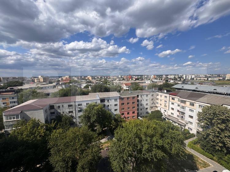 Apartament cu 3 camere, 66.51 mp, zona Nicolina 2 - 5