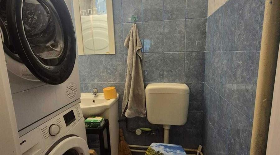 Apartament 4 camere Policlinica Titan