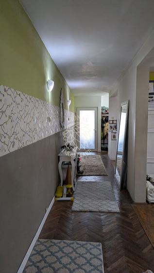 Apartament 3 camere 83 mp-etaj 2-balcon-Zona Centrala