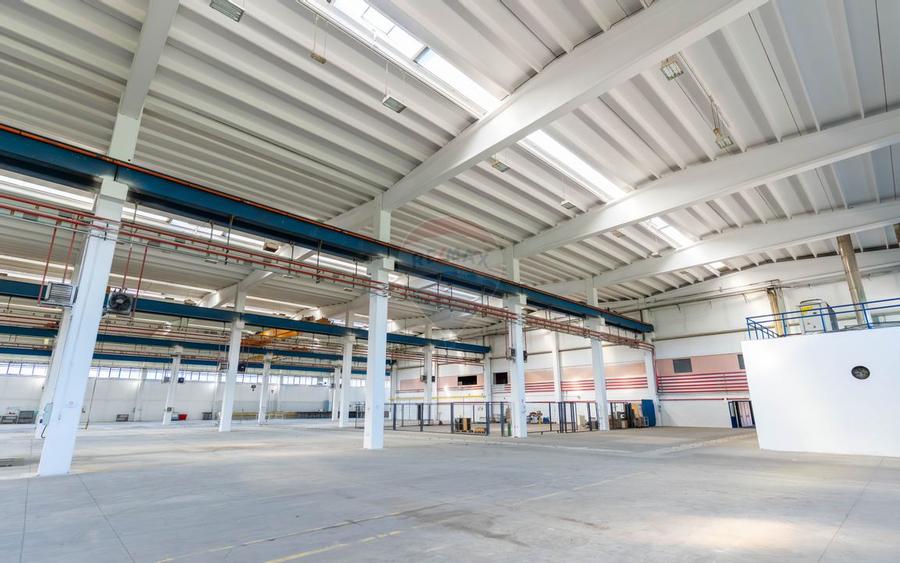 Spațiu industrial de 20,569mp de vânzare
