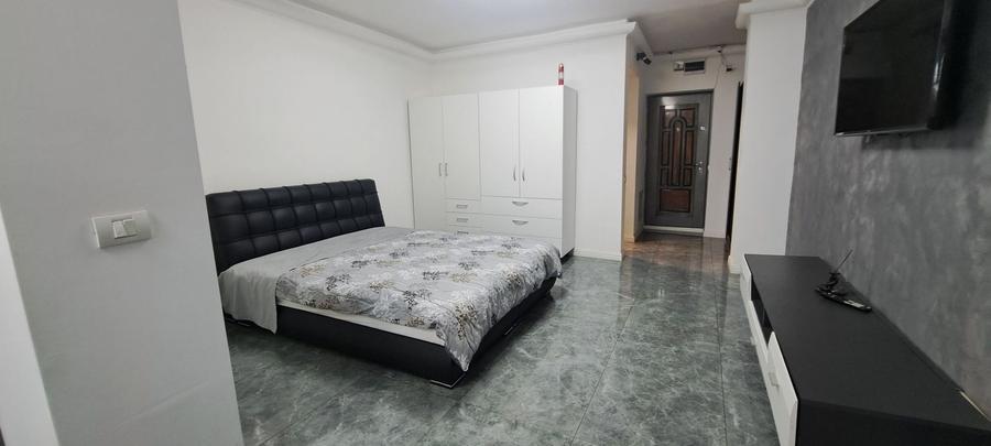 Garsoniera moderna, zona Chisinau, etaj 7, totul nou, mutare imediata