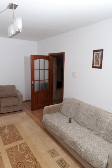 2 camere Crangasi, utilat si mobilat, etaj 1/4, langa Parc si Metrou Crangasi