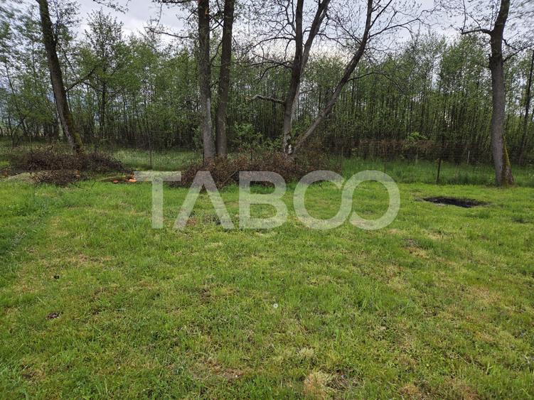 Teren intravilan de vanzare 1360 mp la poalele muntilor Fagaras