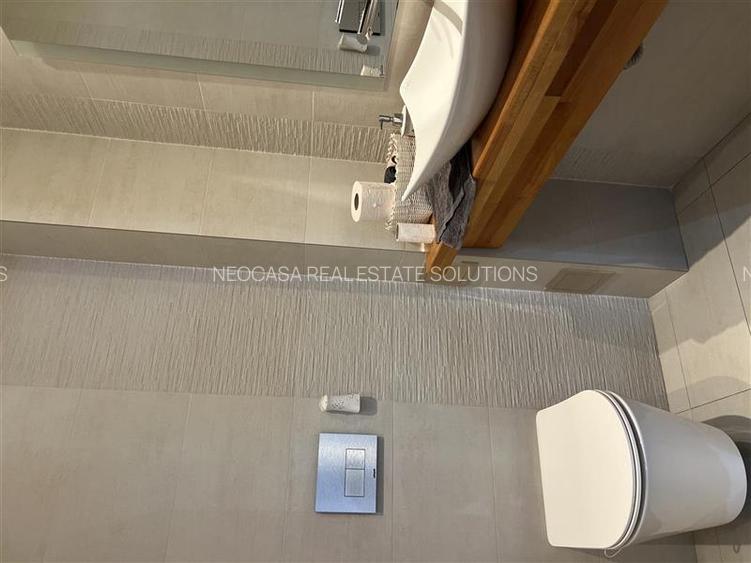 Vila individuala P+1+M | 362 mp construiti | 404 mp teren | Aviatiei - 28