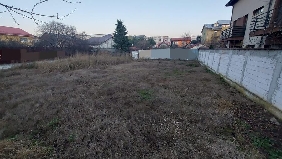 Teren 1000 mp Prelungirea Ghencea, deschidere dublă, regim P + 3