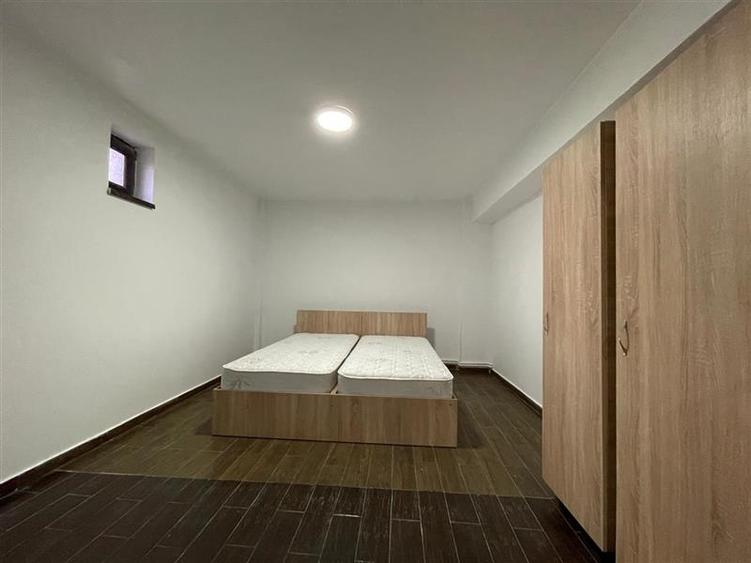 Spatiu comercial de vanzare Zona E3