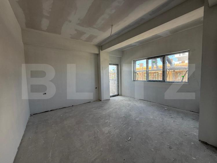Apartament 3 camere, doua bai, 90 mp, et 2, loc de parcare, Damila